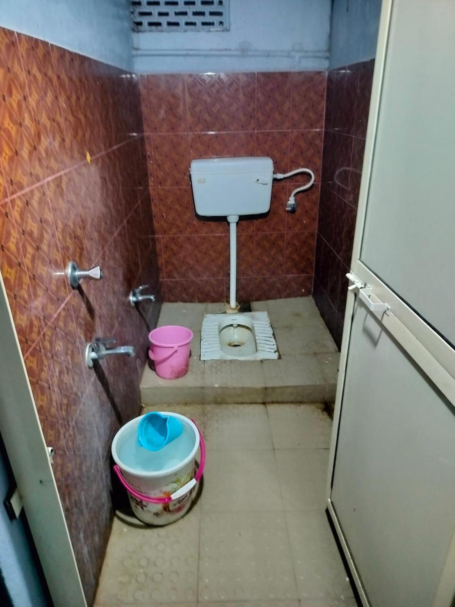 Sri Durga Jatri Nibasa Hostel Brahmapur ภายนอก รูปภาพ
