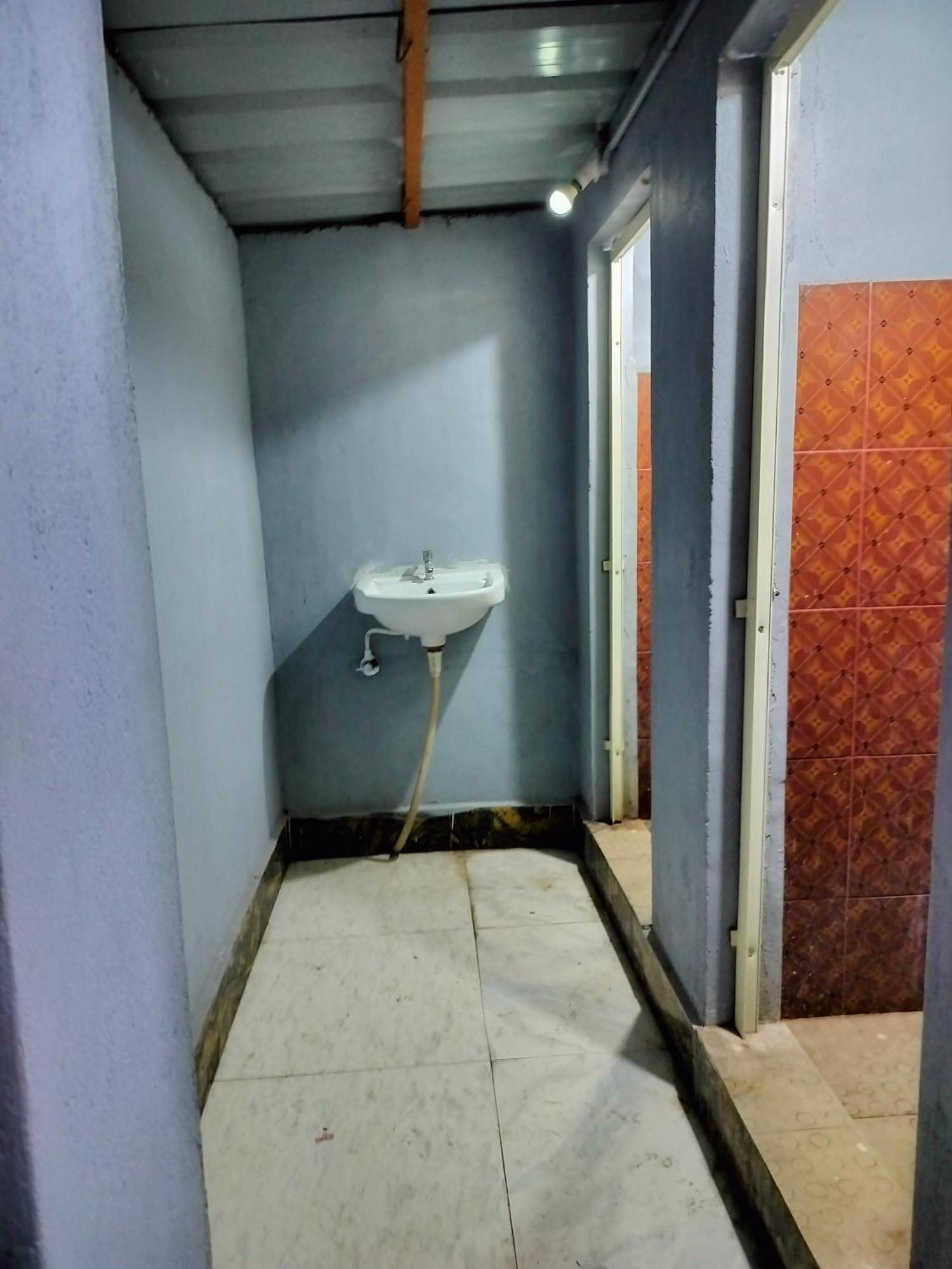 Sri Durga Jatri Nibasa Hostel Brahmapur ภายนอก รูปภาพ